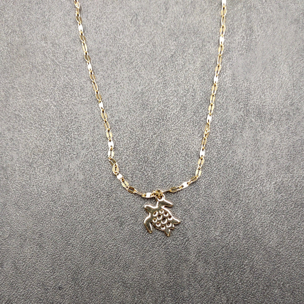 Sea Turtle Necklace White and Gold Color (1 necklace approx. 16+ inches AROUND) Gold Tone White Sea Turtle charm necklace for gifting!