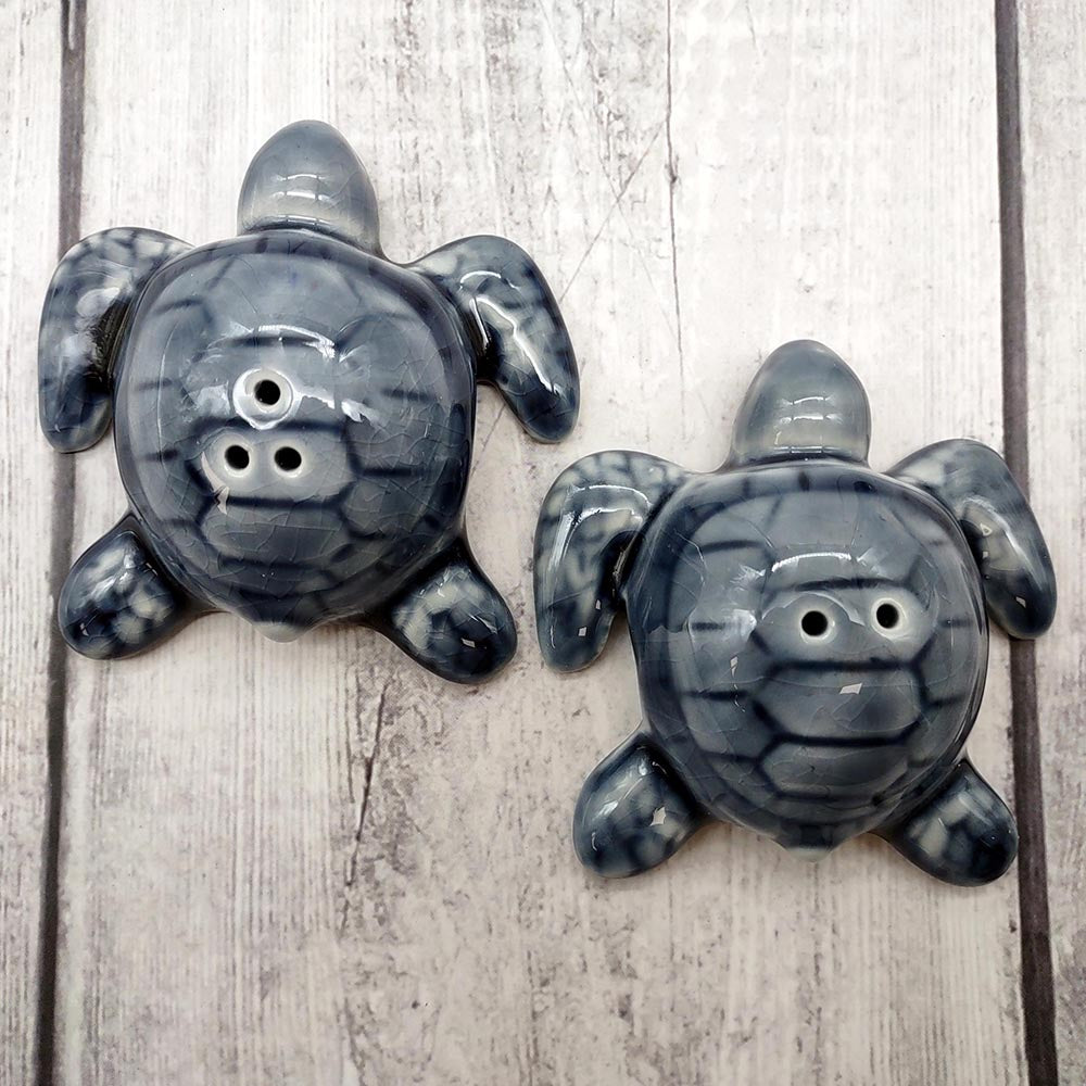 Sea Turtle Salt Pepper Shaker Set Dark Blue White (1 shaker set approx. 3 inches) Blue Sea Turtle Spice Shaker Set for kitchen or table!