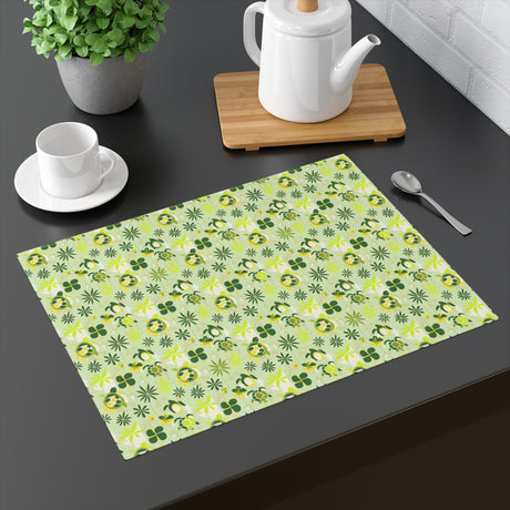 Light Green and Yellow Abstract Sea Turtle Pattern Placemat