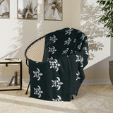 Dark Blue and White Sea Turtle Pattern-Themed Velveteen Microfiber Blanket - 3 Sizes
