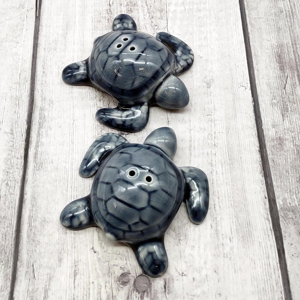 Sea Turtle Salt Pepper Shaker Set Dark Blue White (1 shaker set approx. 3 inches) Blue Sea Turtle Spice Shaker Set for kitchen or table!