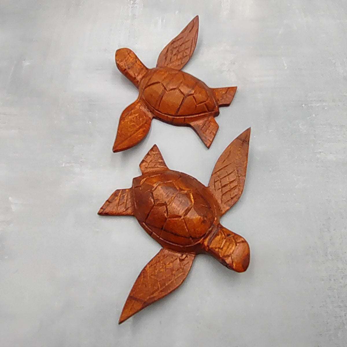 Carved Wooden Sea Turtle Brown (1 turtle approx. 3.5+ inch wide) Wood Sea Turtle Figure for coastal beach home display & decoration!