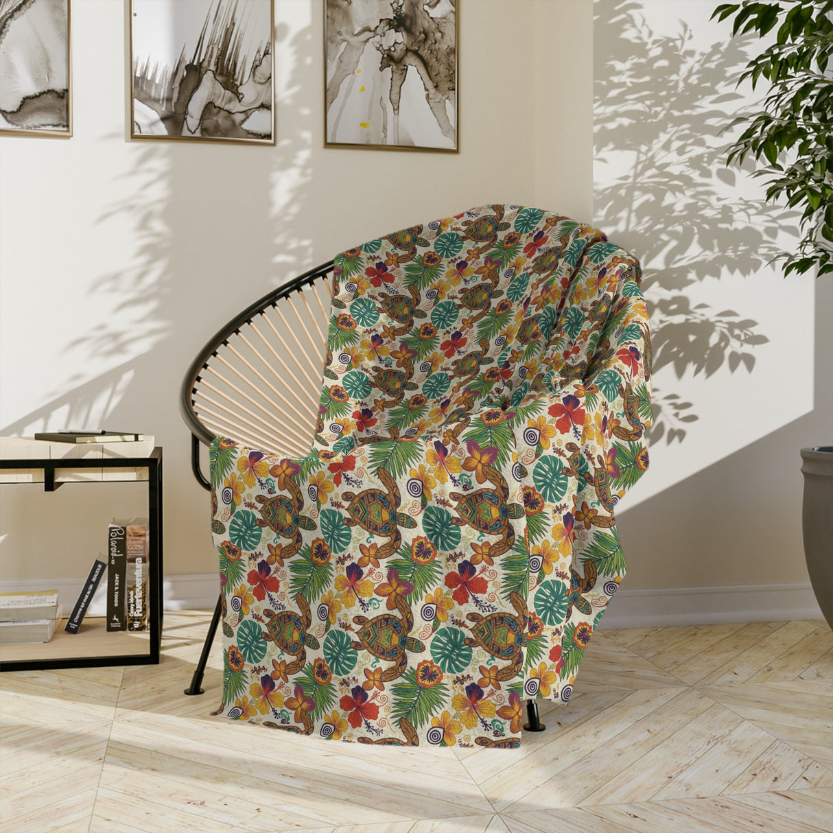 Tropical Sea Turtle-Themed Velveteen Microfiber Blanket - 3 Sizes