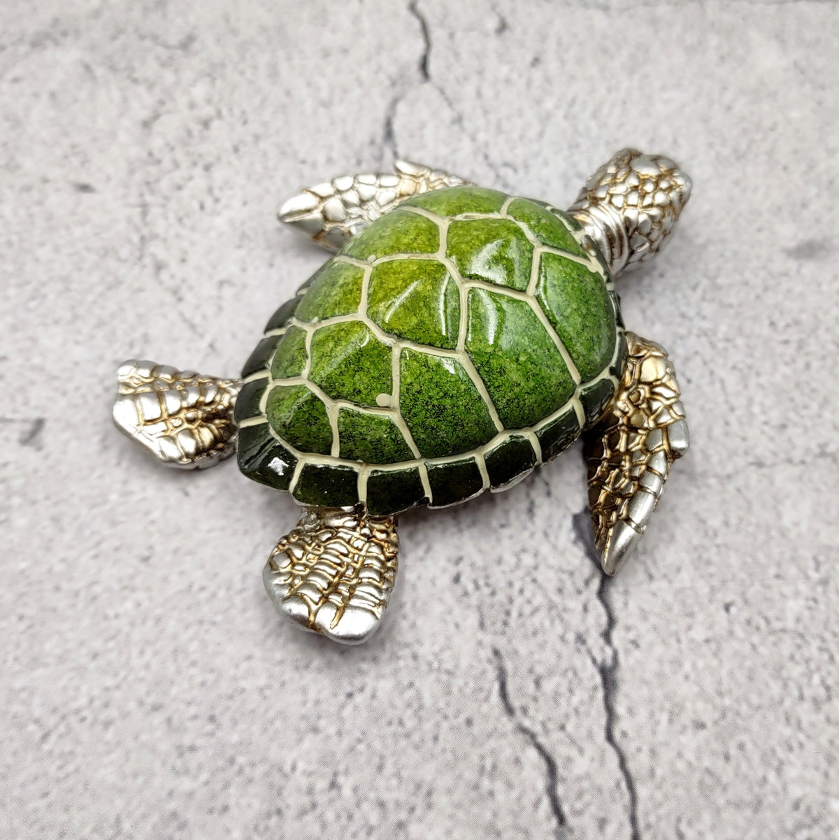Silver Green Sea Turtle Resin Painted Figurine (1 turtle approx. 3+ inches) Resin Silver Green Sea Turtle Figure for gifting & display!