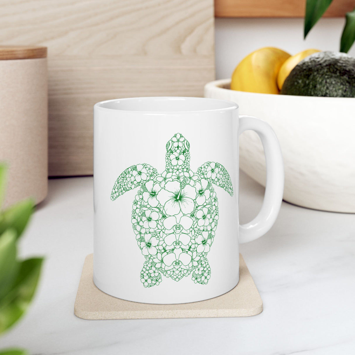 Tropical Green Sea Turtle Design Mug