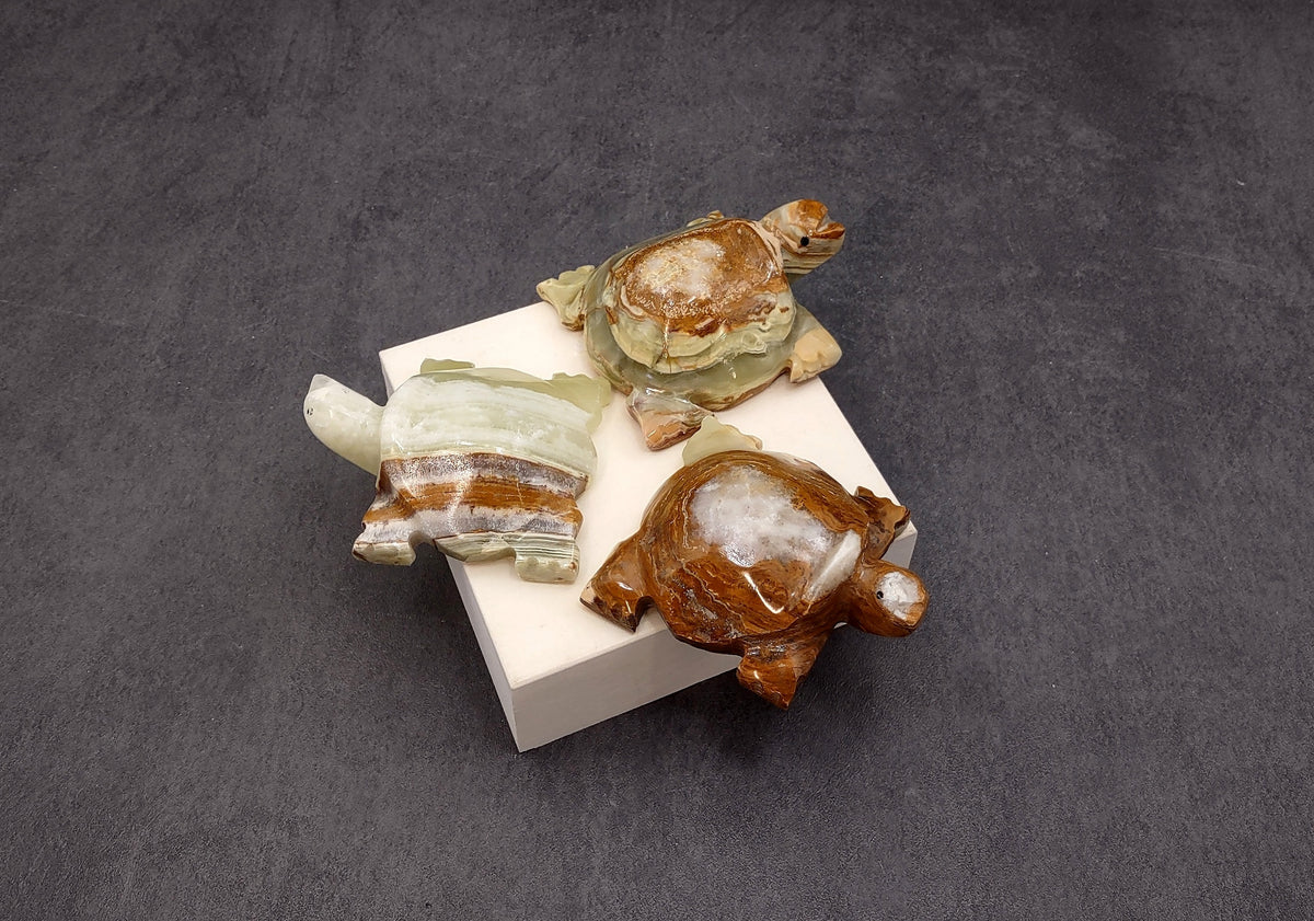 Onyx Turtle Figurine Carved Stone (1 turtle approx. 3 inches long) Col ...