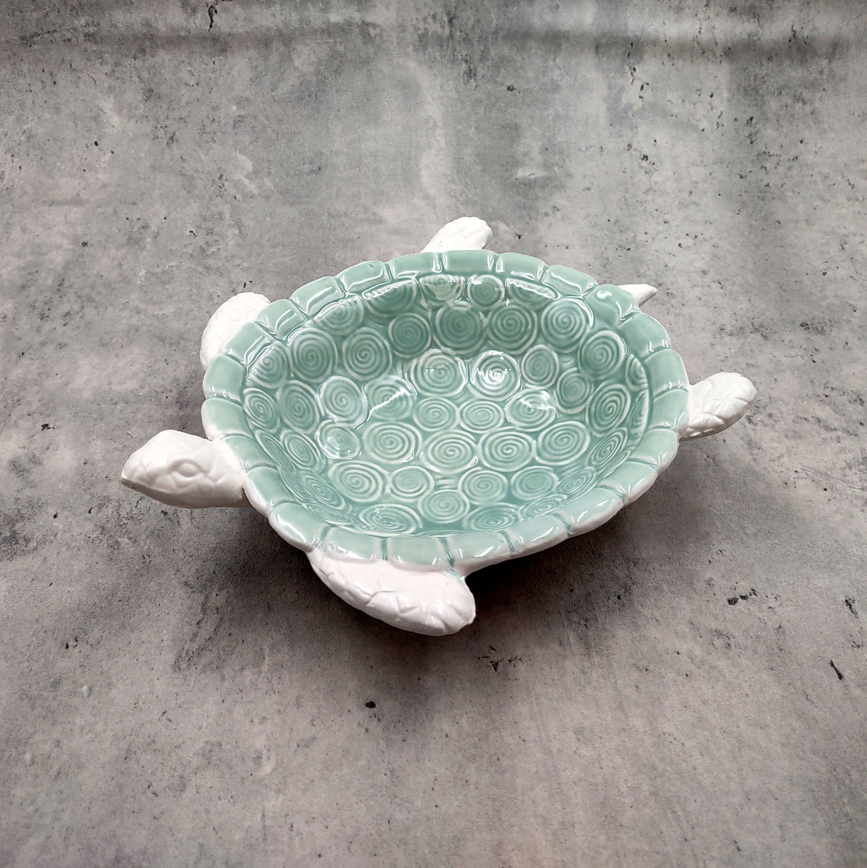 Sea Turtle Light Green White Bowl (1 dish approx. 7+ inches) Green White Sea Turtle Ceramic Dish for gifting jewelry trinkets & candy!