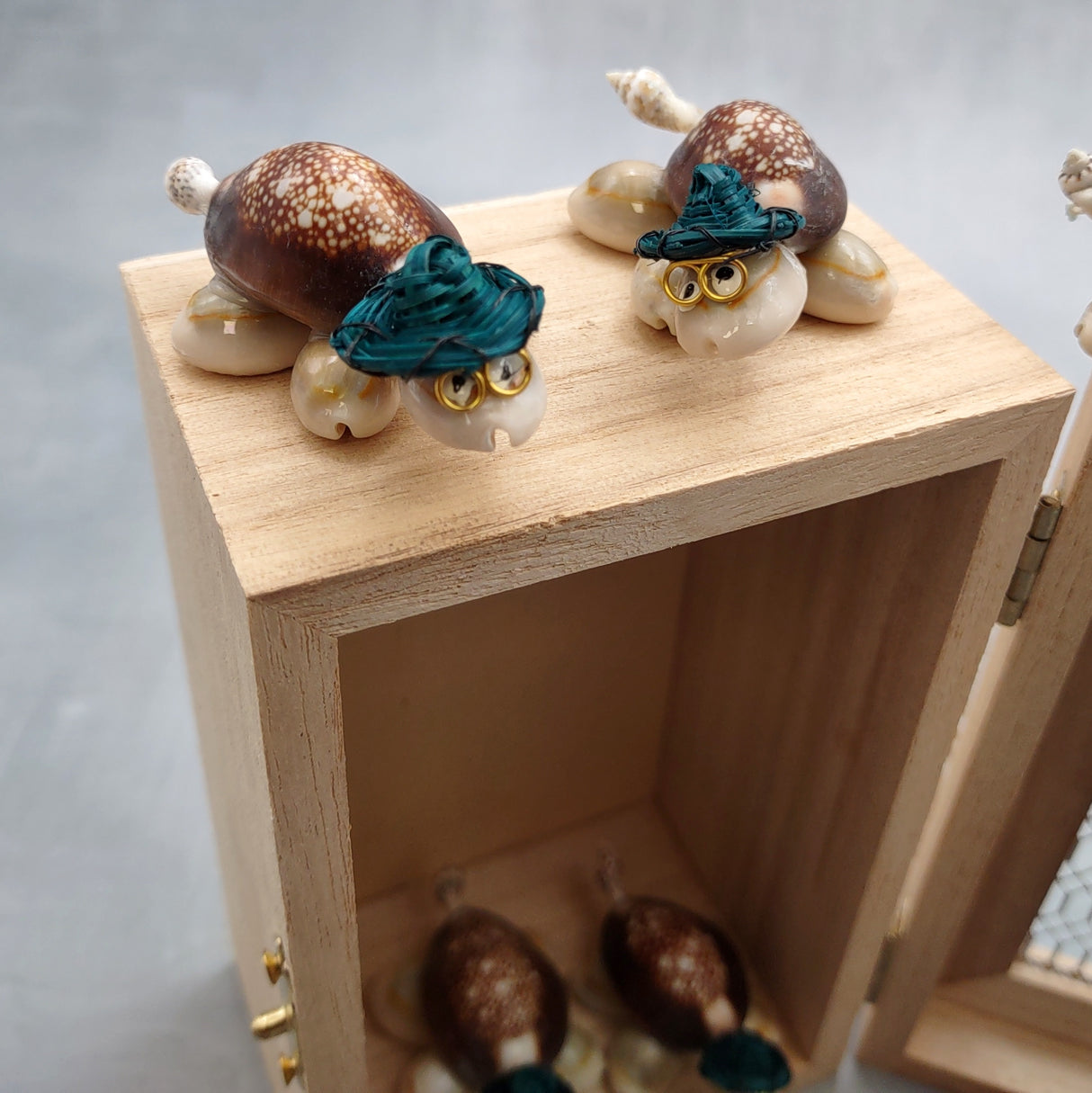 Cowrie Shell Sea Turtle Figurines Dark Green Hat (3 figures approx. 2+ inches) Cute Cowrie Seashell Sea Turtles for gifts decor & display!