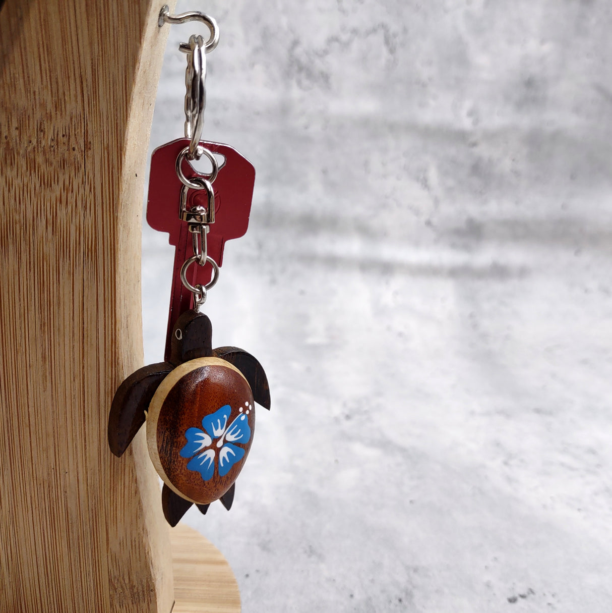 Blue Hibiscus Painted Wooden Sea Turtle Keychain (1 keychain approx. 4.25+ inches) Wooden Sea Turtle Key Fob for gifting or party favors!