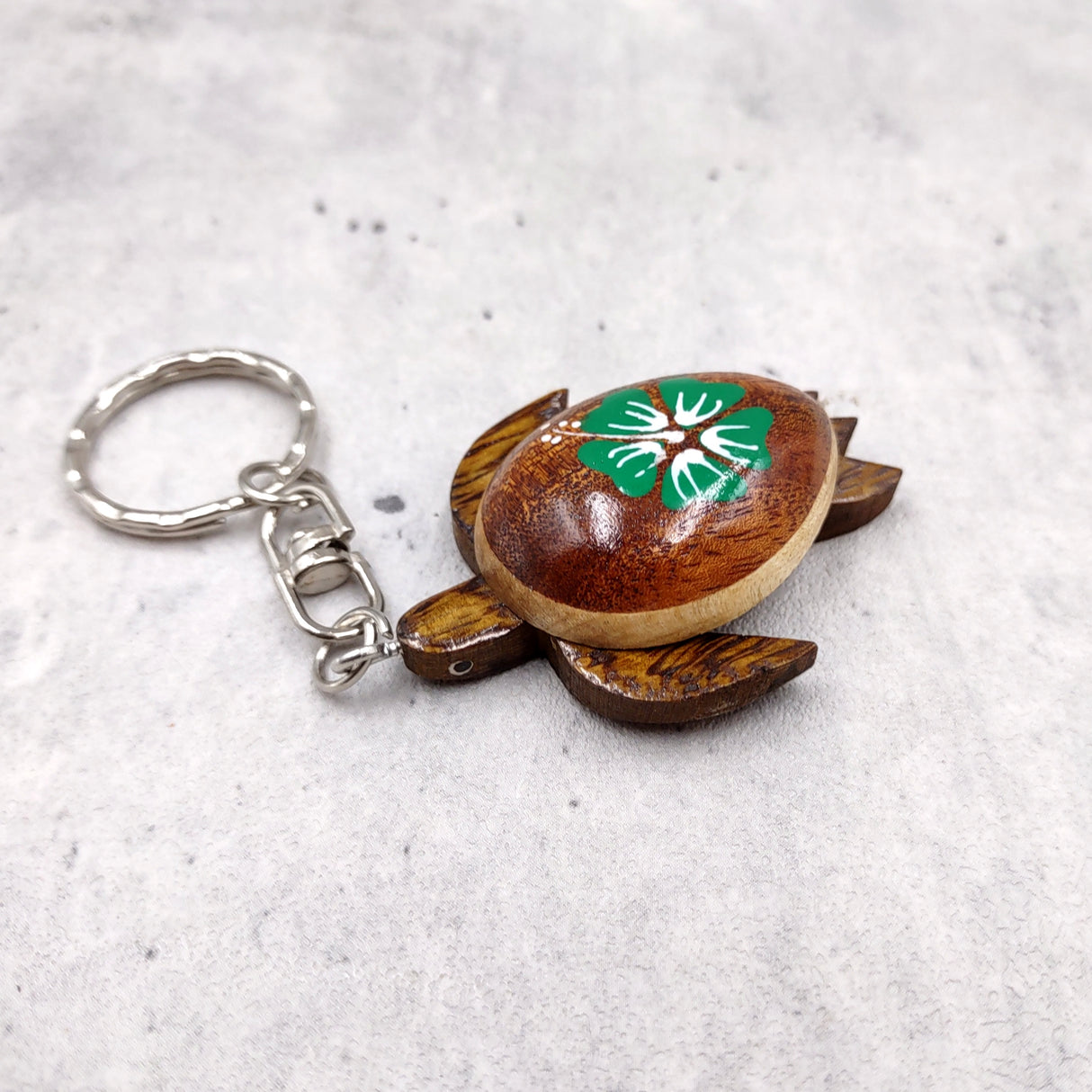 Green Hibiscus Painted Wooden Sea Turtle Keychain (1 keychain approx. 4.25+ inches) Wooden Sea Turtle Key Fob for gifting or party favors!