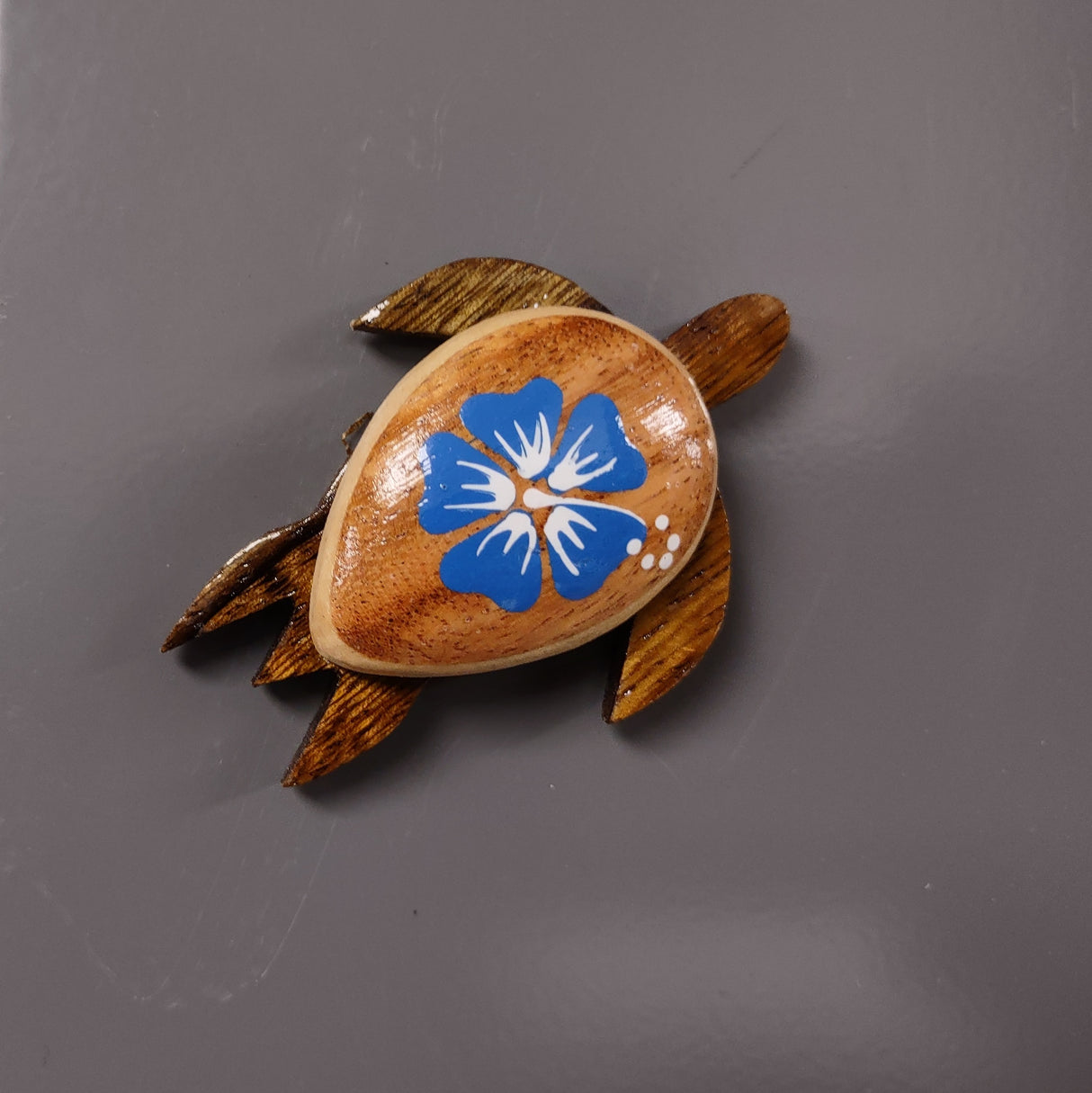 Wooden Sea Turtle Magnet Blue Hibiscus Flower (1 magnet approx. 2+ inches) Wood Sea Turtle Magnet gift for fridges cabinets doors!