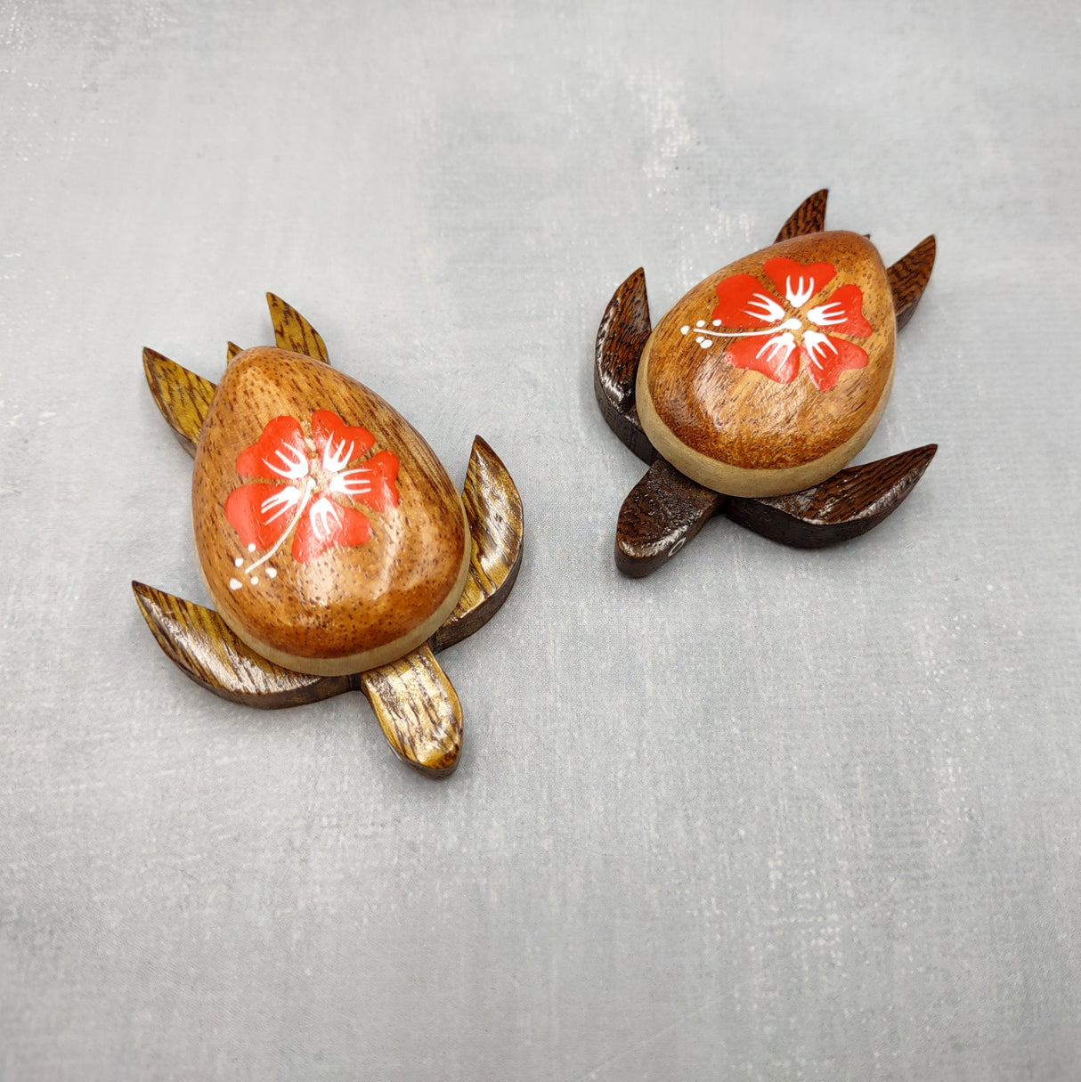 Wooden Sea Turtle Magnet Orange Hibiscus Flower (1 magnet approx. 2+ inches) Wood Sea Turtle Magnet gift for fridges cabinets doors!