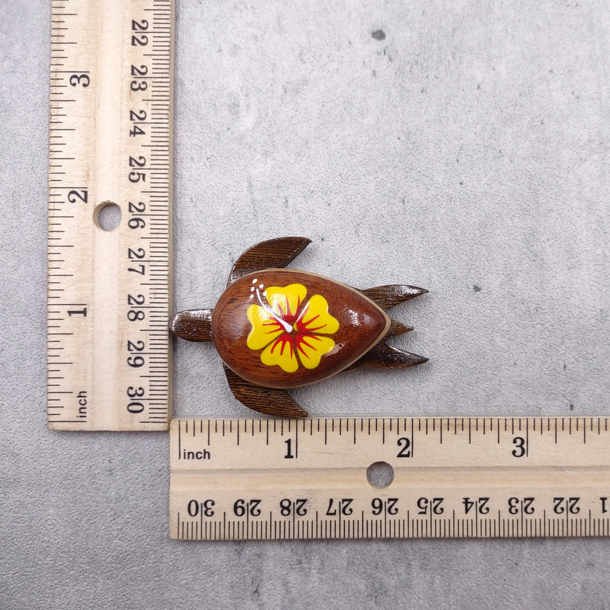 Wooden Sea Turtle Magnet Yellow Hibiscus Flower (1 magnet approx. 2+ inches) Wood Sea Turtle Magnet gift for fridges cabinets doors!