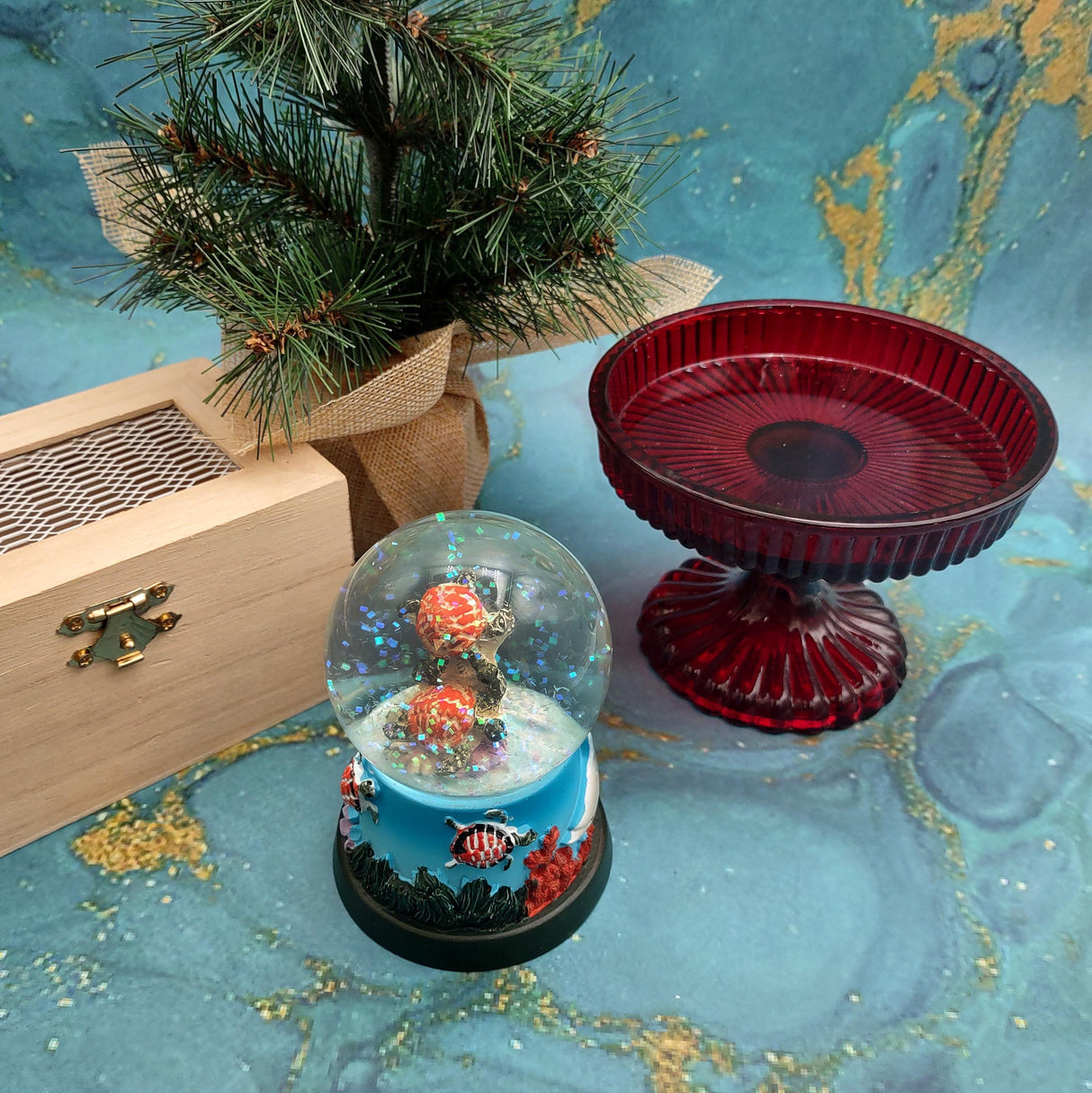 Brown Sea Turtle Seasonal Holiday Water Globe (1 globe approx. 4+ inches tall) Decorative Brown Sea Turtles Water Globe for coastal display!