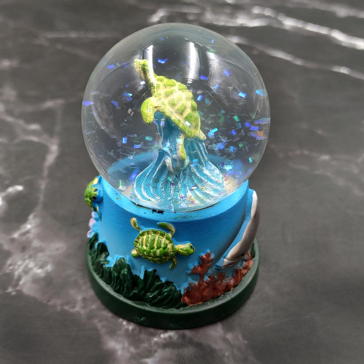 Small Sea Turtle Water Globe with Dolphin and Coral Base (1 globe approx. 2.75 inches tall) Cute Sea Turtle Water Globe for gifts & decor!