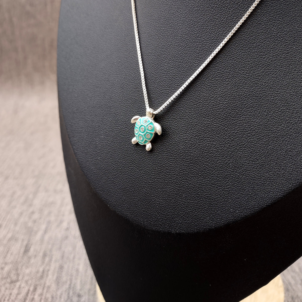 Silver Tone Sea Turtle Pendant Necklace Turquoise Shell with Crystal Accents (approx 16 inches AROUND) Aqua Silver charm for any look.