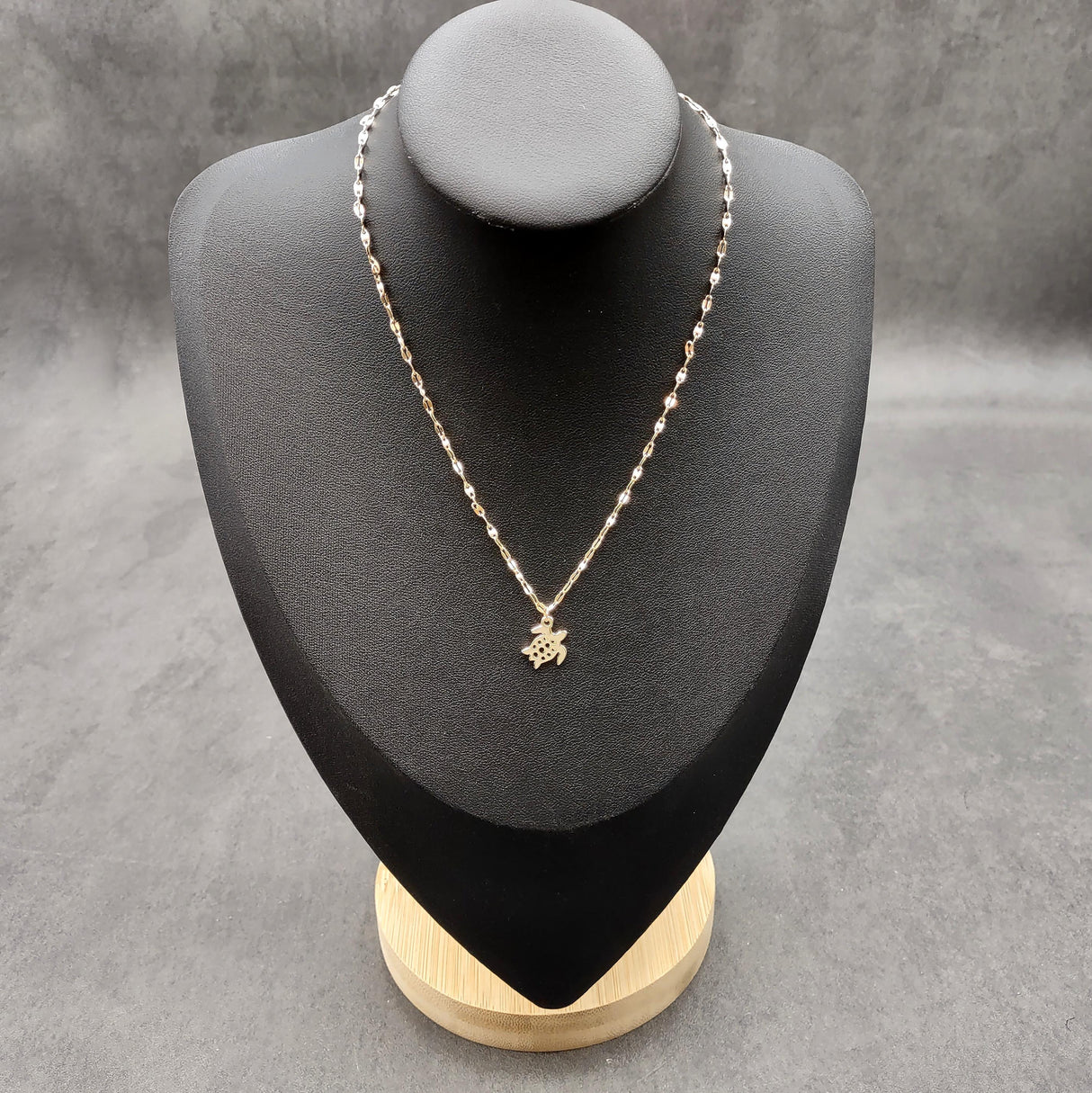 Sea Turtle Necklace White and Gold Color (1 necklace approx. 16+ inches AROUND) Gold Tone White Sea Turtle charm necklace for gifting!