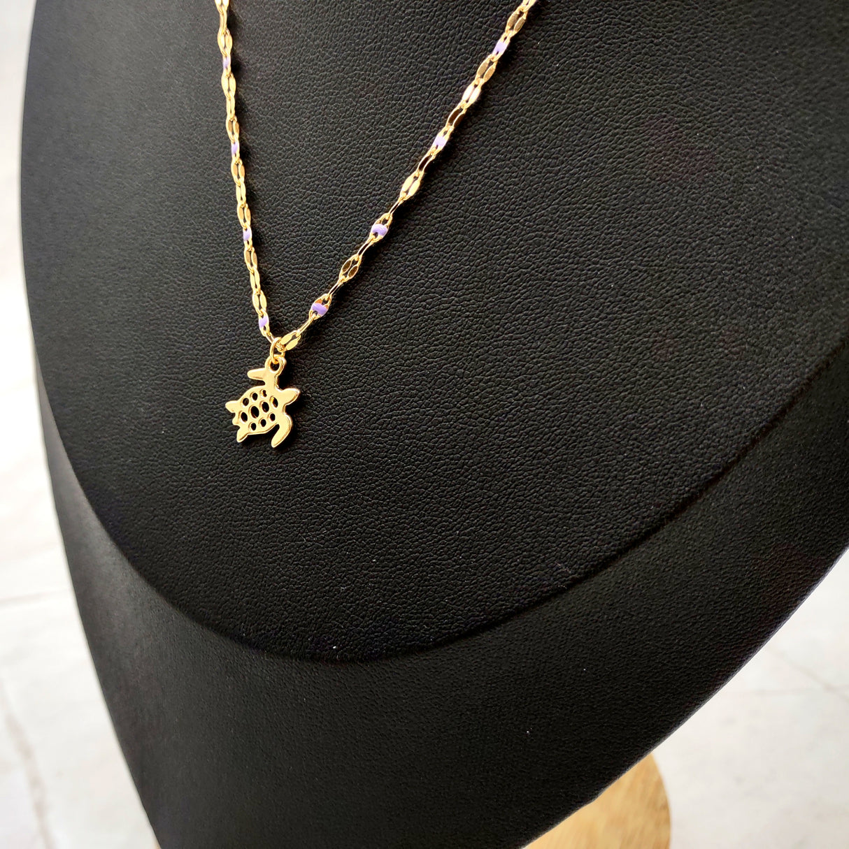 Sea Turtle Necklace Purple Gold Color (1 necklace approx. 16+ inches AROUND) Elegant Gold Tone Violet Sea Turtle charm necklace gift!